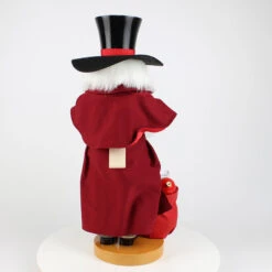 Deck The Halls Nutcracker -Steinbach Shop ES3013 Deck The Halls Nutcracker 007 e4f101ff 06f8 46ee ad27 dfa091f4e865