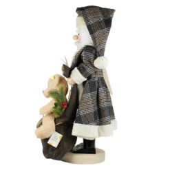 Giant Steiff Santa -Steinbach Shop SN23GN3064 Giant Steiff Santa 04 8c7171c9 1e71 44e7 adaf e291e54a439a
