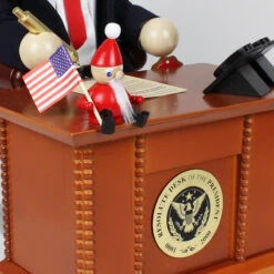 The Resolute Desk Of The President – A Piece Of History -Steinbach Shop SN25BN4083L resolut desk 14